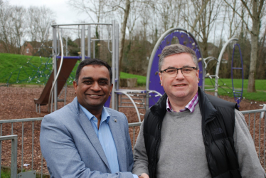 The Rt Hon Sir Robert Buckland KBE KC MP with Cllr Suresh Gattapur 